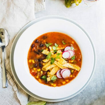 Chipotle Black Bean Tortilla Soup | 13 Best Healthy & Easy Soup Recipes | Best soup recipes | Easy soup recipes